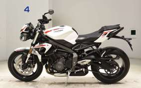 TRIUMPH STREET TRIPLE S 2022