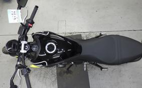 TRIUMPH TRIDENT 660 2025