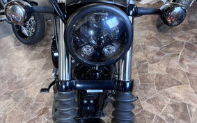 HARLEY XL883N 2018 LE2
