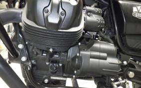 MOTO GUZZI V7 STONE 2023