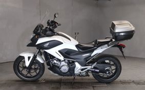 HONDA NC700X DCT RC63