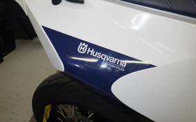 HUSQVARNA 701SM 2016