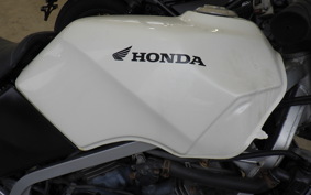 HONDA VT250FE 2000 MC08