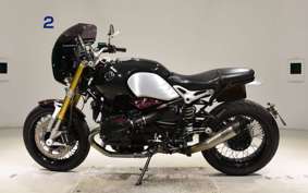BMW R NINE T 2015