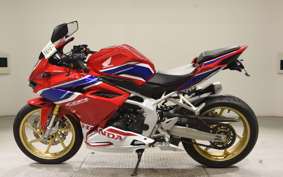 HONDA CBR250RR A 2015 MC51
