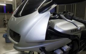 YAMAHA FZ400 1997 4YR