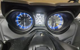 YAMAHA T-MAX 560 SJ19J