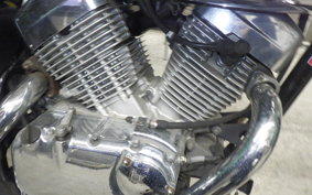 SUZUKI INTRUDER 250 LC VJ51A