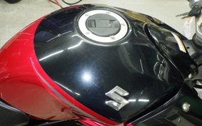 SUZUKI GSR250