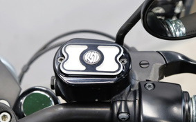 HARLEY XL883N 2014 LE2