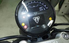 TRIUMPH TRIDENT 660 2026