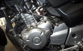 SUZUKI GSR250