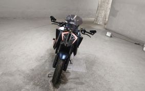 KTM 1290 SUPER  DUKE R V3940
