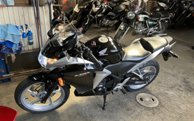 HONDA CBR250R MC41