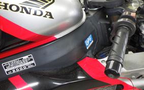 HONDA RVT1000R 2001