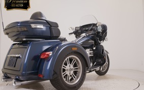 HARLEY FLHTCUTG TRIKE 2014