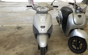 HONDA TACT Basket 2013 AF75