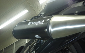 HUSQVARNA VITPILEN 401