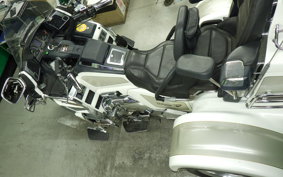 HONDA GL1500 GOLD WING TRIKE SE 2002
