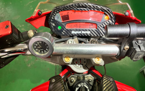 DUCATI  DUCATI  MONSTAR M696 2010 ZDMM500AAAB