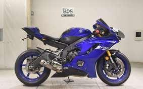YAMAHA YZF-R6 2018