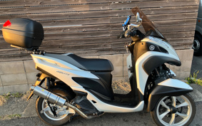 YAMAHA TRICITY 125 SE82J