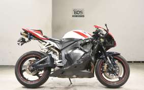 HONDA CBR600RR A 2011 PC40