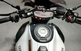 YAMAHA MT-07 RM07J