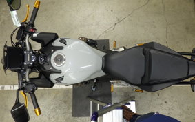 HONDA CB650R E-Clutch 2025 RH17