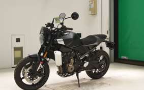 HUSQVARNA スバルトピレン801 2025
