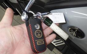 YAMAHA T-MAX 560 T 2025 SJ21J