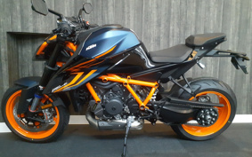 KTM 1290S-DUKE-R V3940