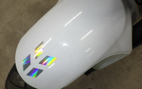 SUZUKI ｸﾞﾗﾃﾞｨｳｽ400 2010 VK58A