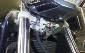 SUZUKI GSR250 2004