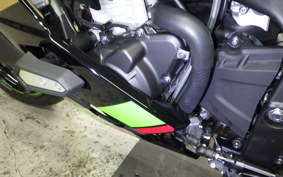 KAWASAKI ZX-25R ZX250E