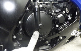SUZUKI GSX-R125 DL33B