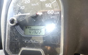HONDA TACT-4ﾍﾞｰｼｯｸ AF79
