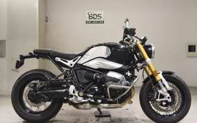 BMW R NINE T 2023