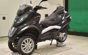 PIAGGIO MP3 250