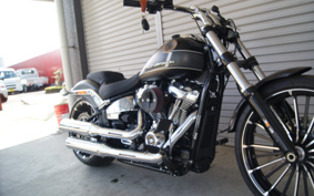 HARLEY  HARLEY FXBR 2023 YEZ