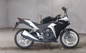 HONDA CBR250R MC41