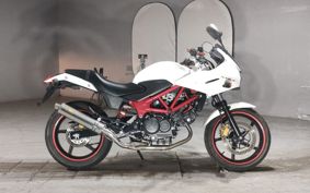 HONDA VTR 250 F MC33