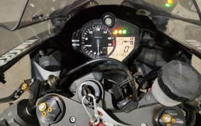YAMAHA YZF-R6 RJ27