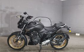 YAMAHA FZS25 RG69