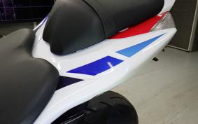 SUZUKI GSX-R1000 2014