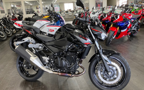 KAWASAKI Z400 2024 EX400L