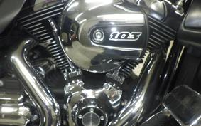 HARLEY FLHTCUTC 1690 2013