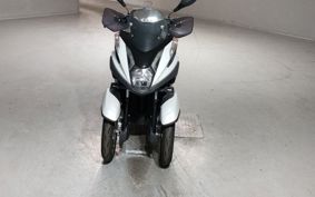 YAMAHA TRICITY 125 SE82J