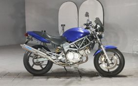 HONDA VTR 250 MC33