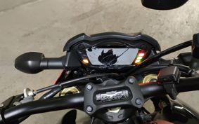 SUZUKI GSX-S1000 GT79A